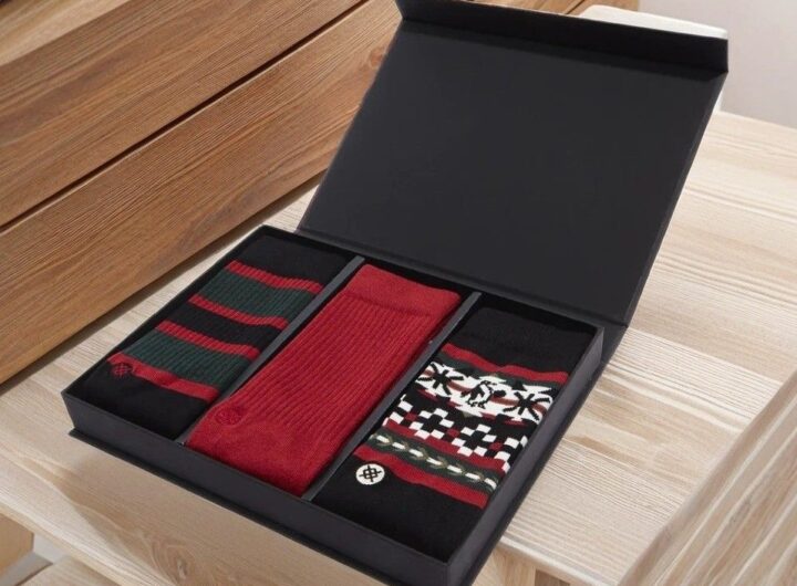 Custom Socks Boxes